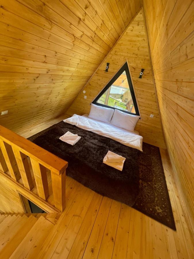 Guesthouse Elli & Cottages Казбеги Екстериор снимка