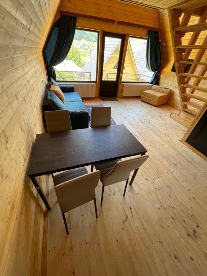 Guesthouse Elli & Cottages Казбеги Екстериор снимка