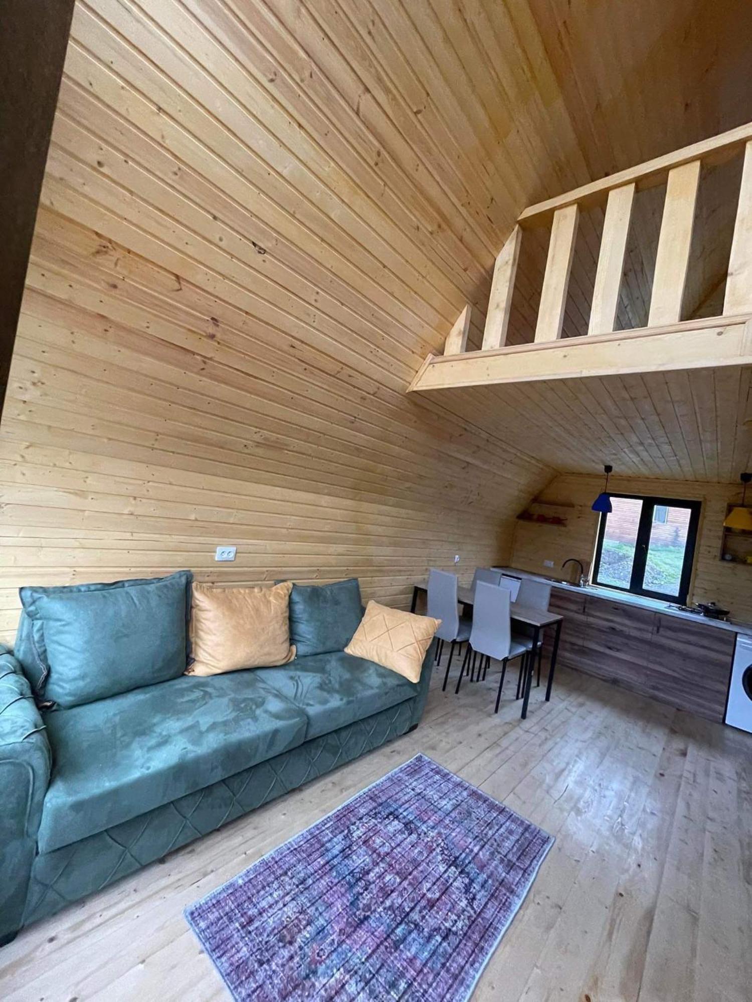 Guesthouse Elli & Cottages Казбеги Екстериор снимка