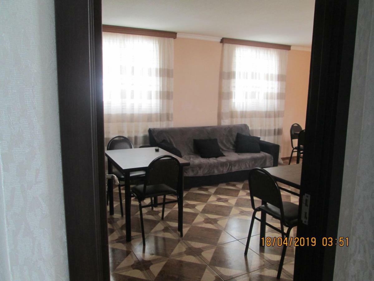 Guesthouse Elli & Cottages Казбеги Екстериор снимка